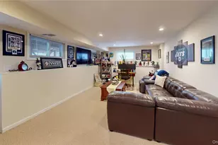 8 Mulberry Dr, Smithtown, NY 11787 - Photo 21