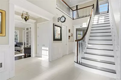 28 Dunlop Road, Huntington, NY 11743 - Photo 3