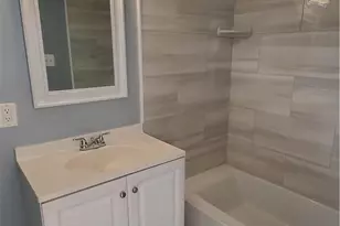 7 White Plains Ave, Elmsford, NY 10523 - Photo 19