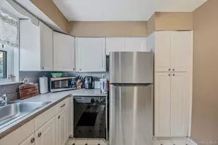 690 N Delaware Ave, Lindenhurst, NY 11757 - Photo 3