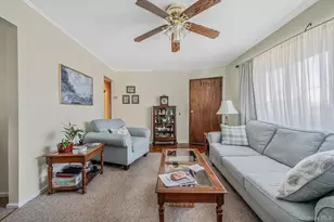 690 N Delaware Ave, Lindenhurst, NY 11757 - Photo 9