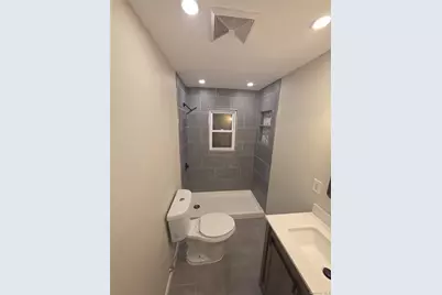 915 11 Street 11 Street, West Babylon, NY 11704 - Photo 5