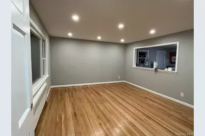 915 11 Street 11 Street, West Babylon, NY 11704 - Photo 3