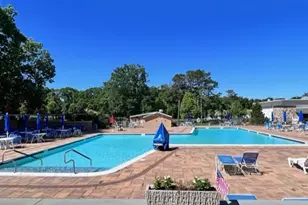 421 Weymouth Ct, Ridge, NY 11961 - Photo 19