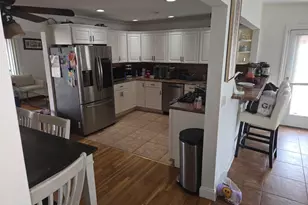 10 Bainbridge Ave, Melville, NY 11747 - Photo 17