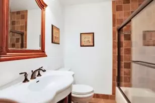 10 Bainbridge Ave, Melville, NY 11747 - Photo 7