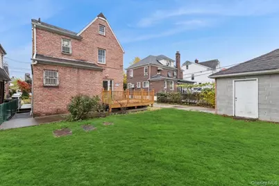 2934 161st Street, Flushing, NY 11358 - Photo 33