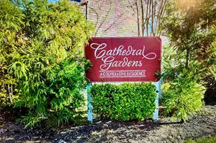 32 Cathedral Ave, Hempstead, NY 11550 - Photo 3