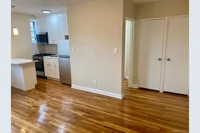 32 Cathedral Avenue #6C, Hempstead, NY 11550 - Photo 11