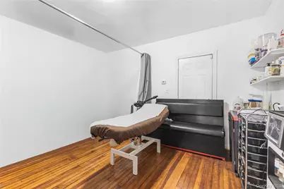 1612 Crosby Avenue, Bronx, NY 10461 - Photo 9
