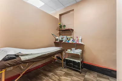 1612 Crosby Avenue, Bronx, NY 10461 - Photo 7