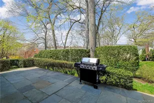 38 Shadow Ln, Larchmont, NY 10538 - Photo 27