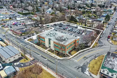 180 E Main Street, Bay Shore, NY 11706 - Photo 13