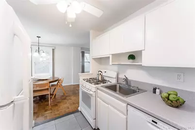 490 Atlantic Avenue #Apt 111, East Rockaway, NY 11518 - Photo 9