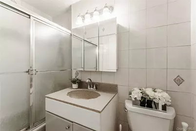 490 Atlantic Avenue #Apt 111, East Rockaway, NY 11518 - Photo 13