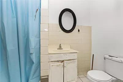 661 Jefferson Place, Bronx, NY 10456 - Photo 5