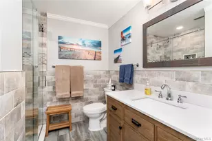 654 Birchwood Park Dr, Middle Island, NY 11953 - Photo 15