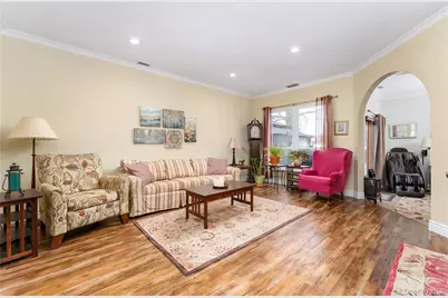 654 Birchwood Park Drive, Middle Island, NY 11953 - Photo 7