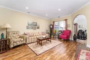 654 Birchwood Park Dr, Middle Island, NY 11953 - Photo 7