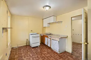 36-22 37th St, Astoria, NY 11101 - Photo 11