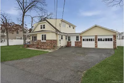 1217 Ellis Street, Holbrook, NY 11741 - Photo 3