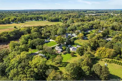 3275 Skunk Lane, Cutchogue, NY 11935 - Photo 3
