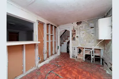 163 N Miller Street, Newburgh, NY 12550 - Photo 13