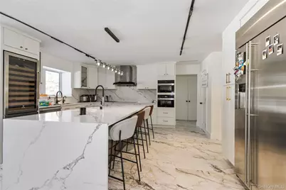 45 Carriage Court, Muttontown, NY 11791 - Photo 17