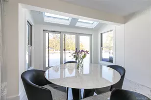 45 Carriage Ct, Muttontown, NY 11791 - Photo 15