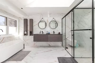 45 Carriage Court, Muttontown, NY 11791 - Photo 33