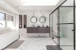 45 Carriage Ct, Muttontown, NY 11791 - Photo 33