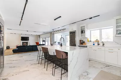 45 Carriage Court, Muttontown, NY 11791 - Photo 19