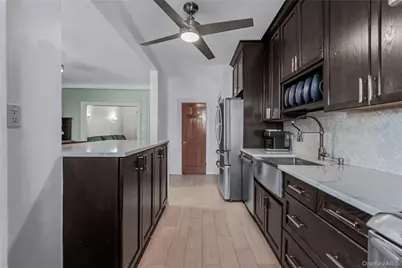 64-72 84th Place, Middle Village, NY 11379 - Photo 9