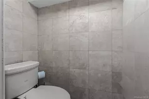 64-72 84th Pl, Middle Village, NY 11379 - Photo 19