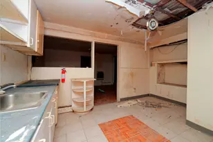 170 Chambers St, Newburgh, NY 12550 - Photo 41