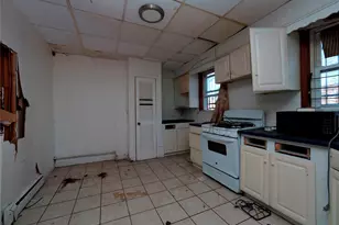 170 Chambers St, Newburgh, NY 12550 - Photo 13