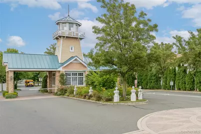 66 Sagamore Drive, Plainview, NY 11803 - Photo 25