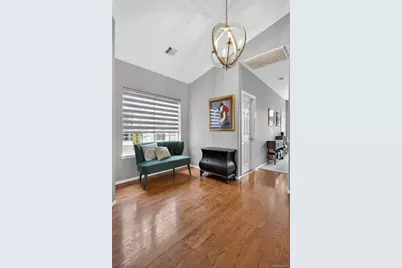 66 Sagamore Drive, Plainview, NY 11803 - Photo 7