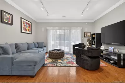 66 Sagamore Drive, Plainview, NY 11803 - Photo 13