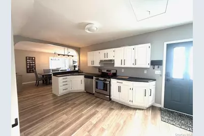 42 Wesley Avenue, Beacon, NY 12508 - Photo 5