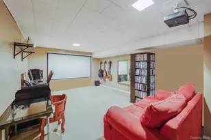 18 Enfield Ln, Kings Park, NY 11754 - Photo 29