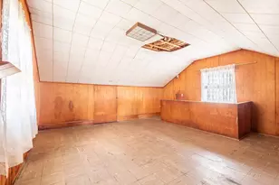89-10 218th Pl, Queens Village, NY 11427 - Photo 25