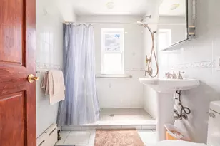 89-10 218th Pl, Queens Village, NY 11427 - Photo 23