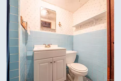 8910 218th Place, Queens Village, NY 11427 - Photo 29