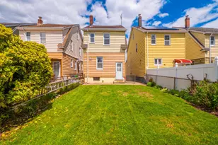 89-10 218th Pl, Queens Village, NY 11427 - Photo 35