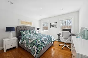 4 Stuart Ct, Hampton Bays, NY 11946 - Photo 13