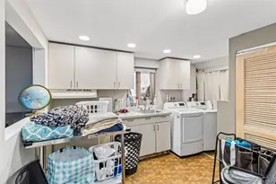 15 Walnut St, Centereach, NY 11720 - Photo 23