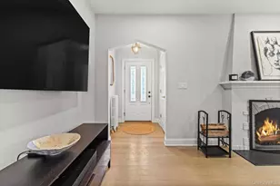 428 Chestnut Ave, Mamaroneck, NY 10543 - Photo 5