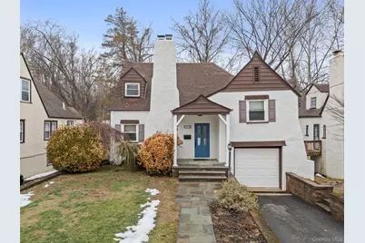 428 Chestnut Avenue, Mamaroneck, NY 10543 - Photo 1