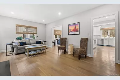 428 Chestnut Avenue, Mamaroneck, NY 10543 - Photo 3